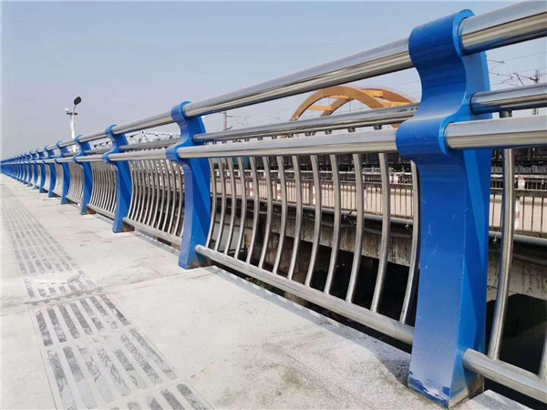 汉中304不锈钢复合管护栏的生产工艺揭秘